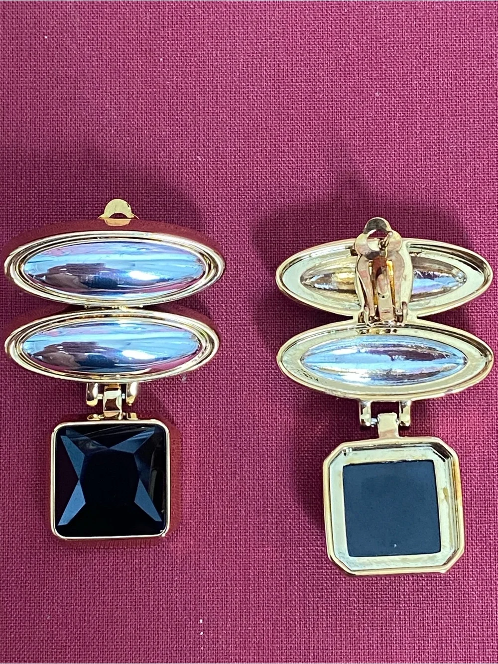 Never-Worn Pantheon Art Deco Earrings in 18k Gold